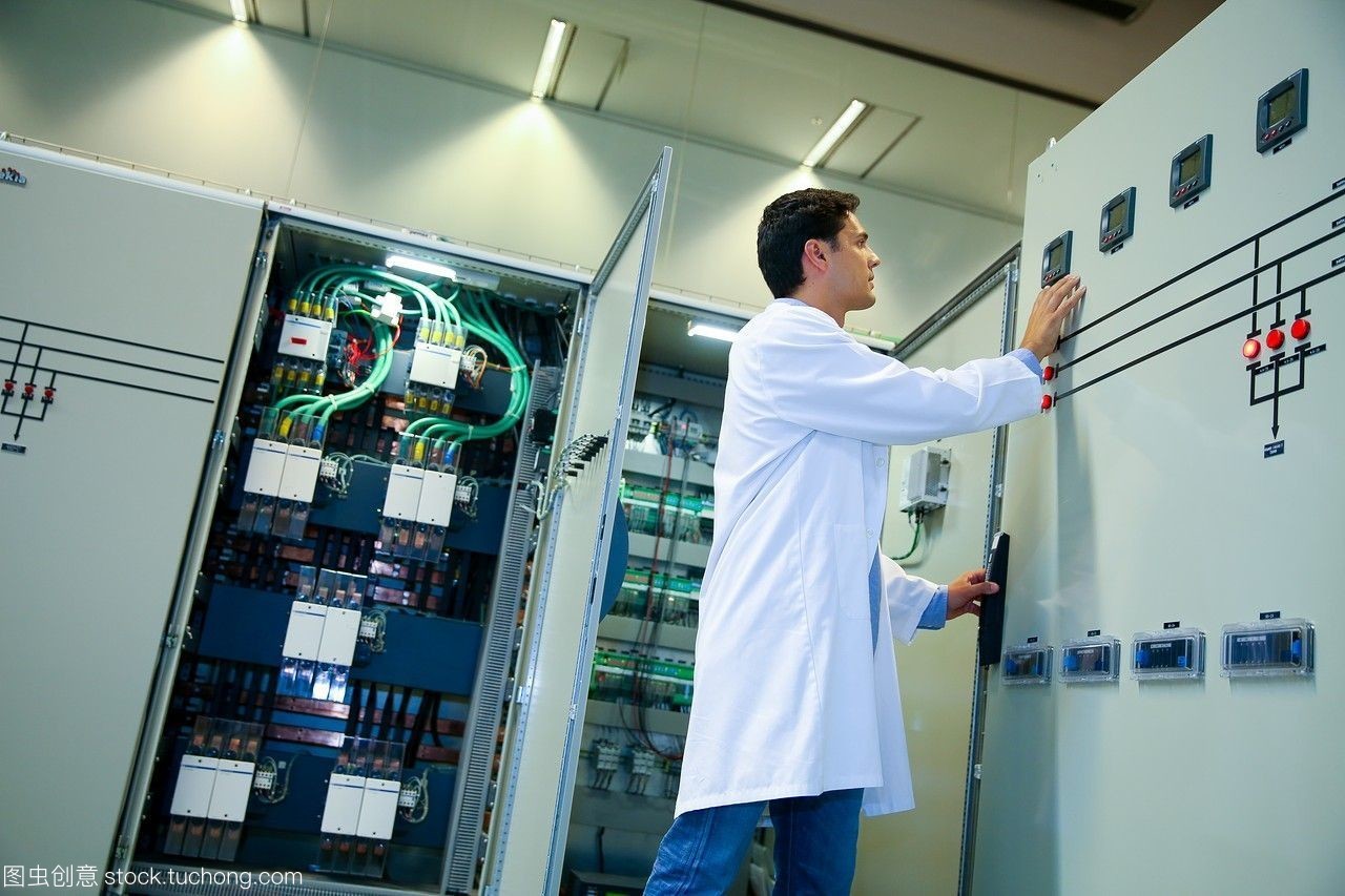 研究員。低壓微網絡。用于智能電網和智能電表的測試和證書服務。電力電子設備認證。技術服務行業。tecnaliaresearch&innovationbizkaiabasquecountry,西班牙。